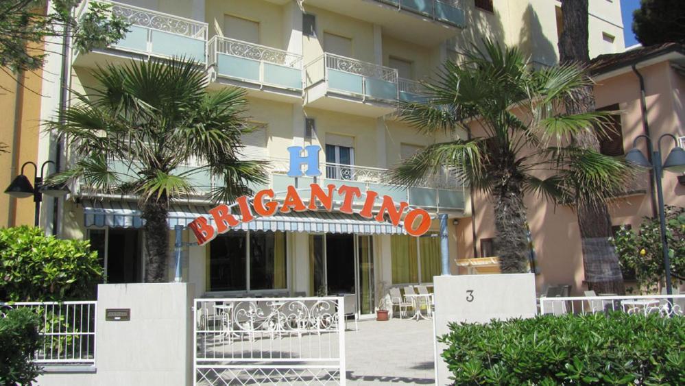 Hotel Brigantino Milano Marittima Exterior photo