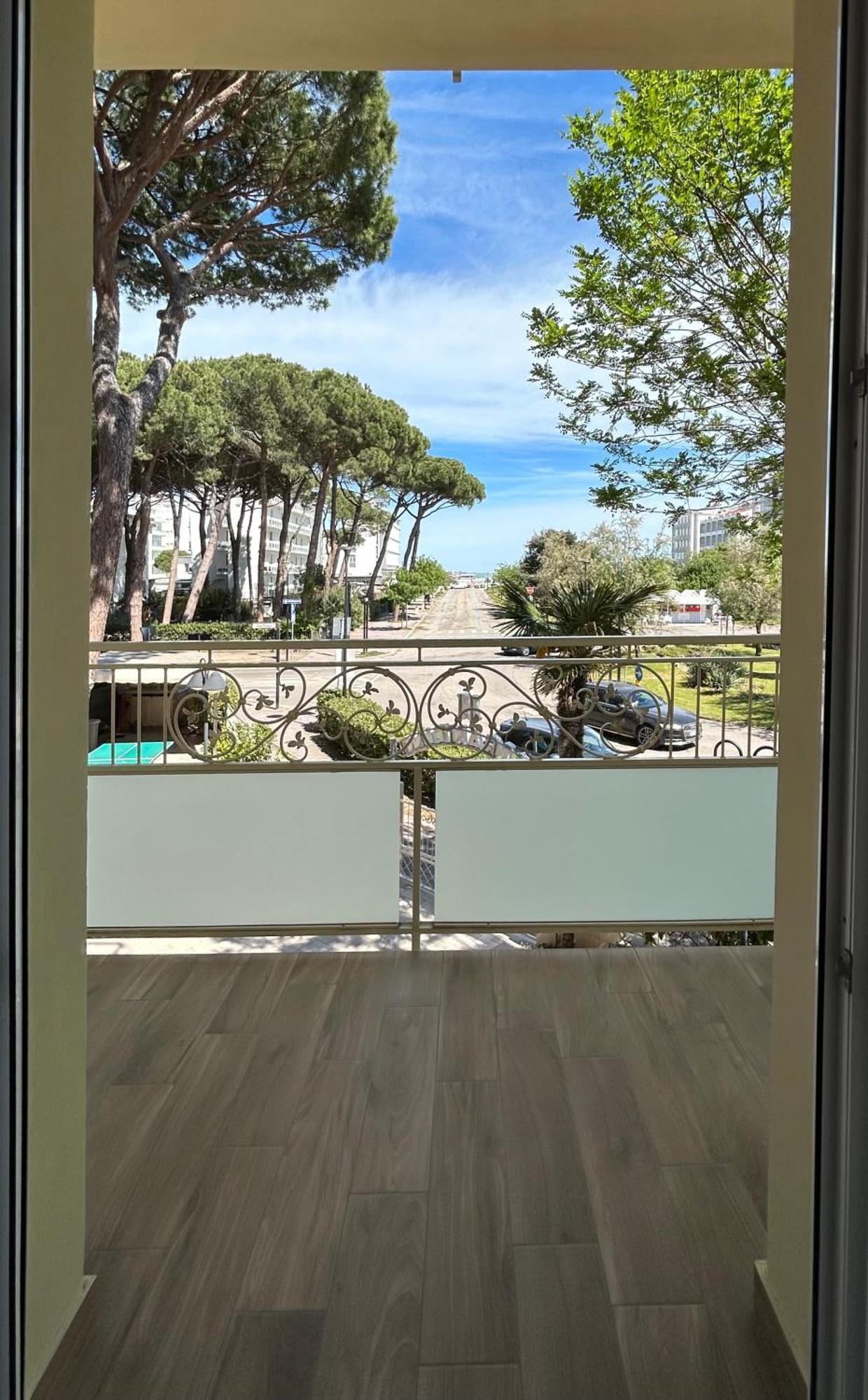 Hotel Brigantino Milano Marittima Exterior photo